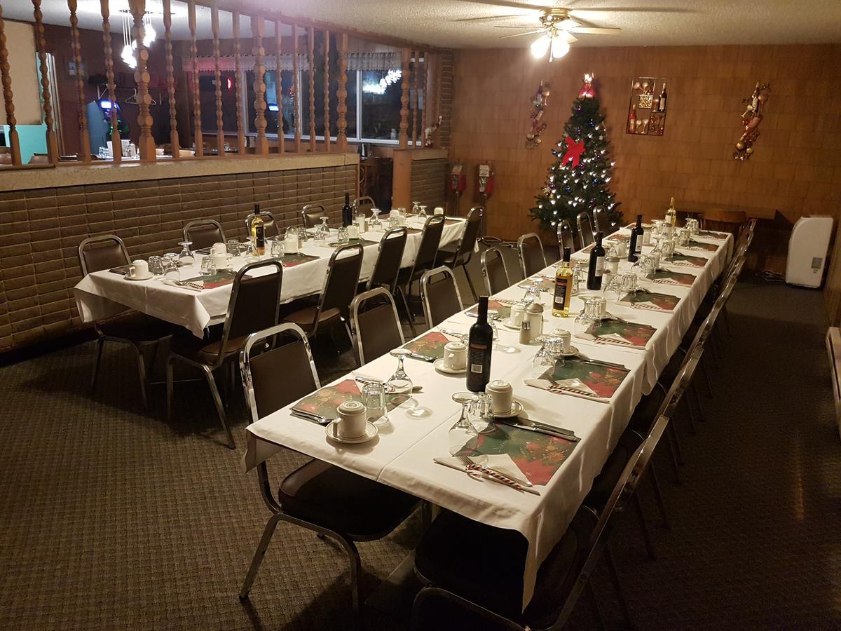 Spruce Woods Inn Glenboro Екстериор снимка
